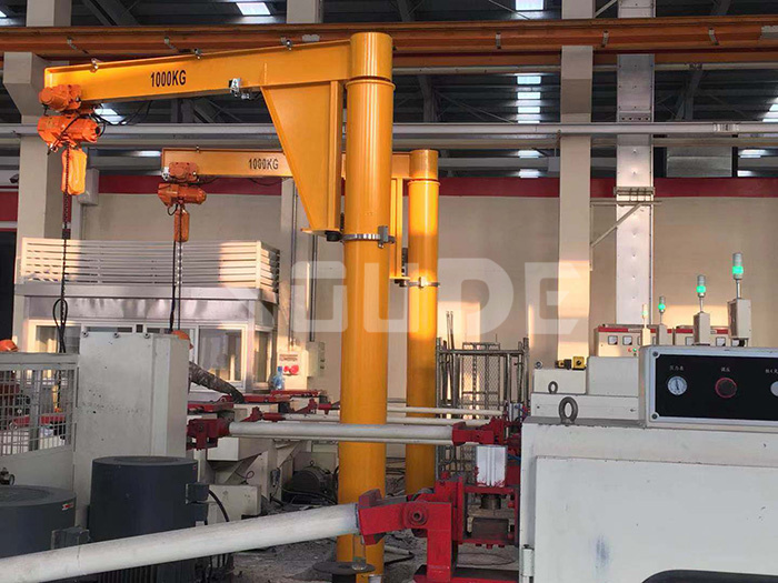 为无锡汽车制造企业悬臂吊起重机