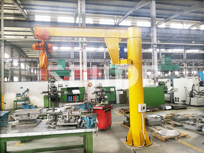 悬臂吊厂家选购悬臂起重机的几要点，悬臂吊起重机有哪些特点呢？